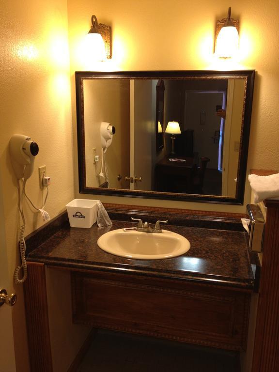Park Avenue Inn & Suites Victorville Zimmer foto